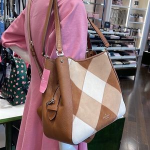 Kate Spade Leila Md Triple Compartment Shoulder Bag
Patchwork Suede Warm Gngrbrd